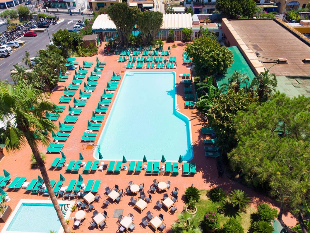 Maggio a Ischia benessere in un elegante 4 stelle con piscine termali